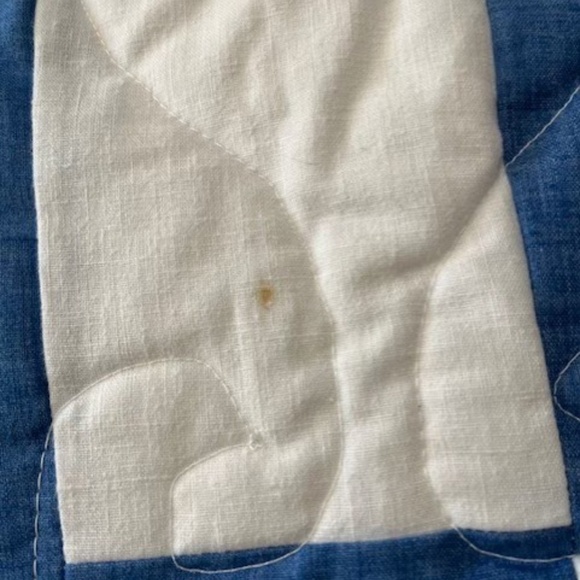 Blue and White Checkered Quilt - Picture 7 of 9